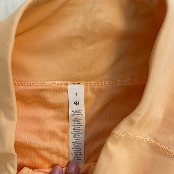 Lululemon speed-up HR short 2.5” - Picture 3 of 3